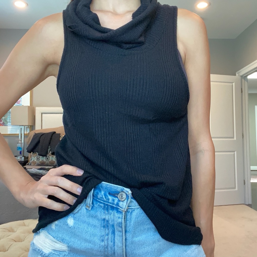NWOT Joah brown sleeveless tank